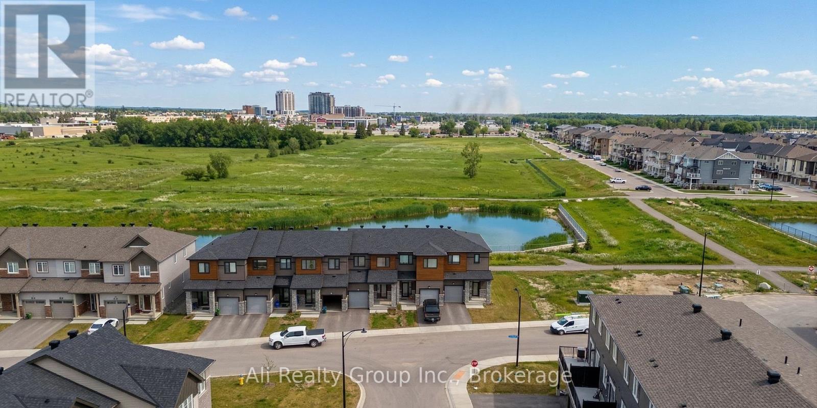 661 Hamsa Street, Ottawa, Ontario  K2J 6Z7 - Photo 2 - X12977732