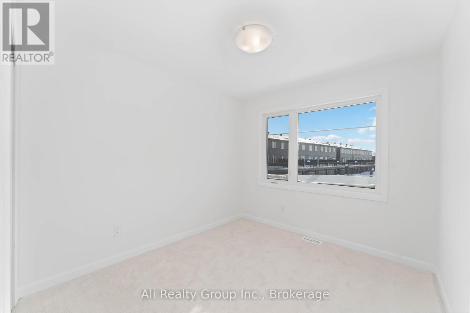 661 Hamsa Street, Ottawa, Ontario  K2J 6Z7 - Photo 21 - X12977732