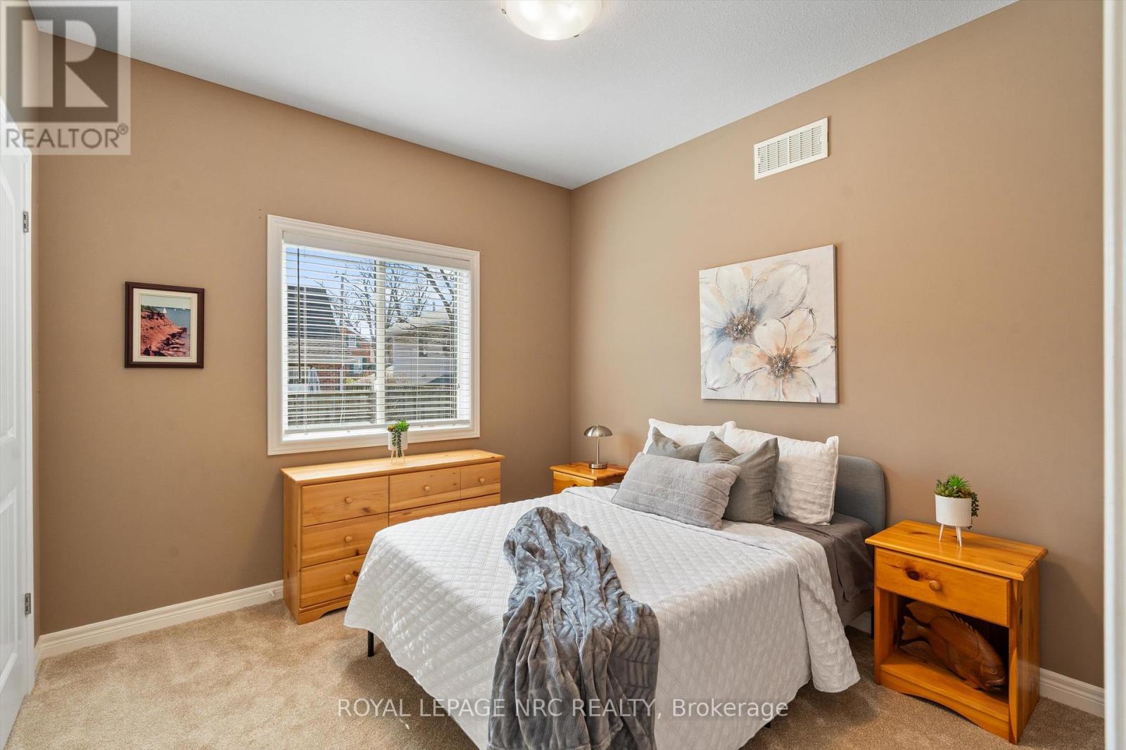 4 Rodman Hall Drive, St. Catharines, Ontario  L2S 1P2 - Photo 22 - X12977392