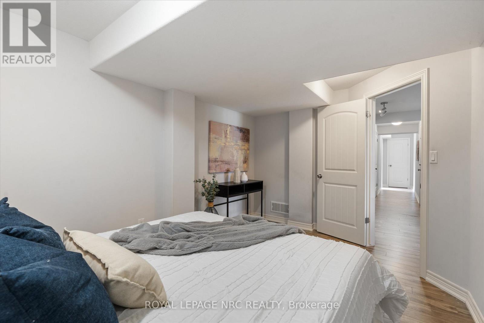 4 Rodman Hall Drive, St. Catharines, Ontario  L2S 1P2 - Photo 30 - X12977392