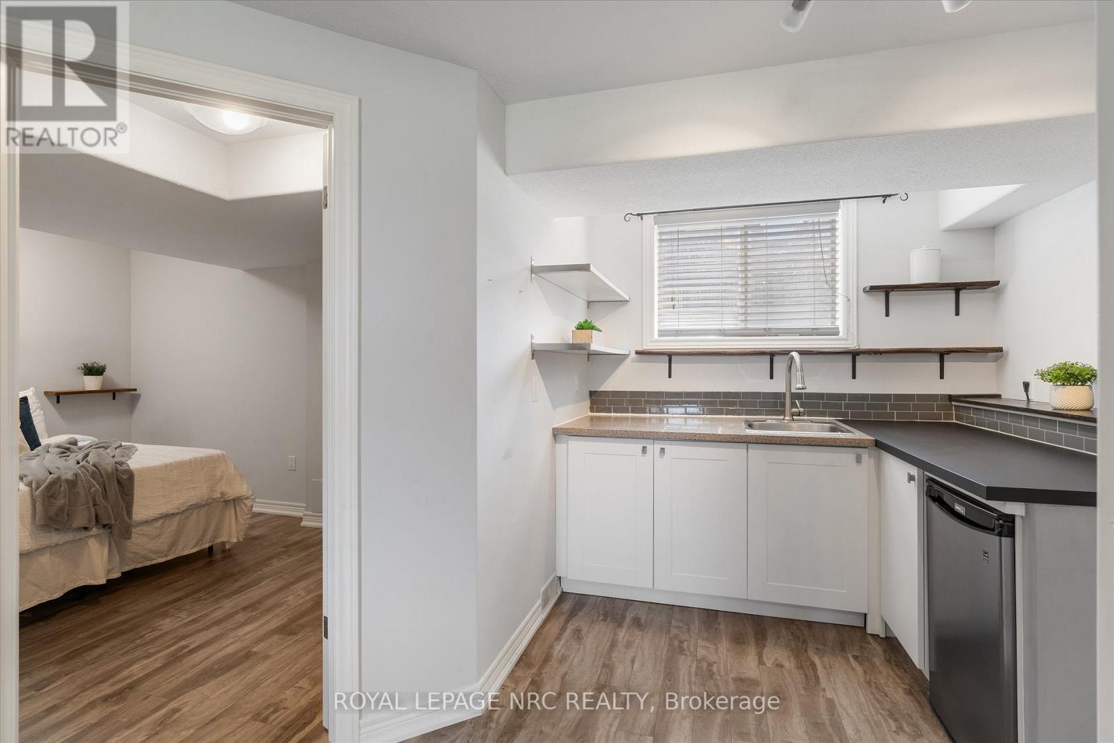 4 Rodman Hall Drive, St. Catharines, Ontario  L2S 1P2 - Photo 32 - X12977392