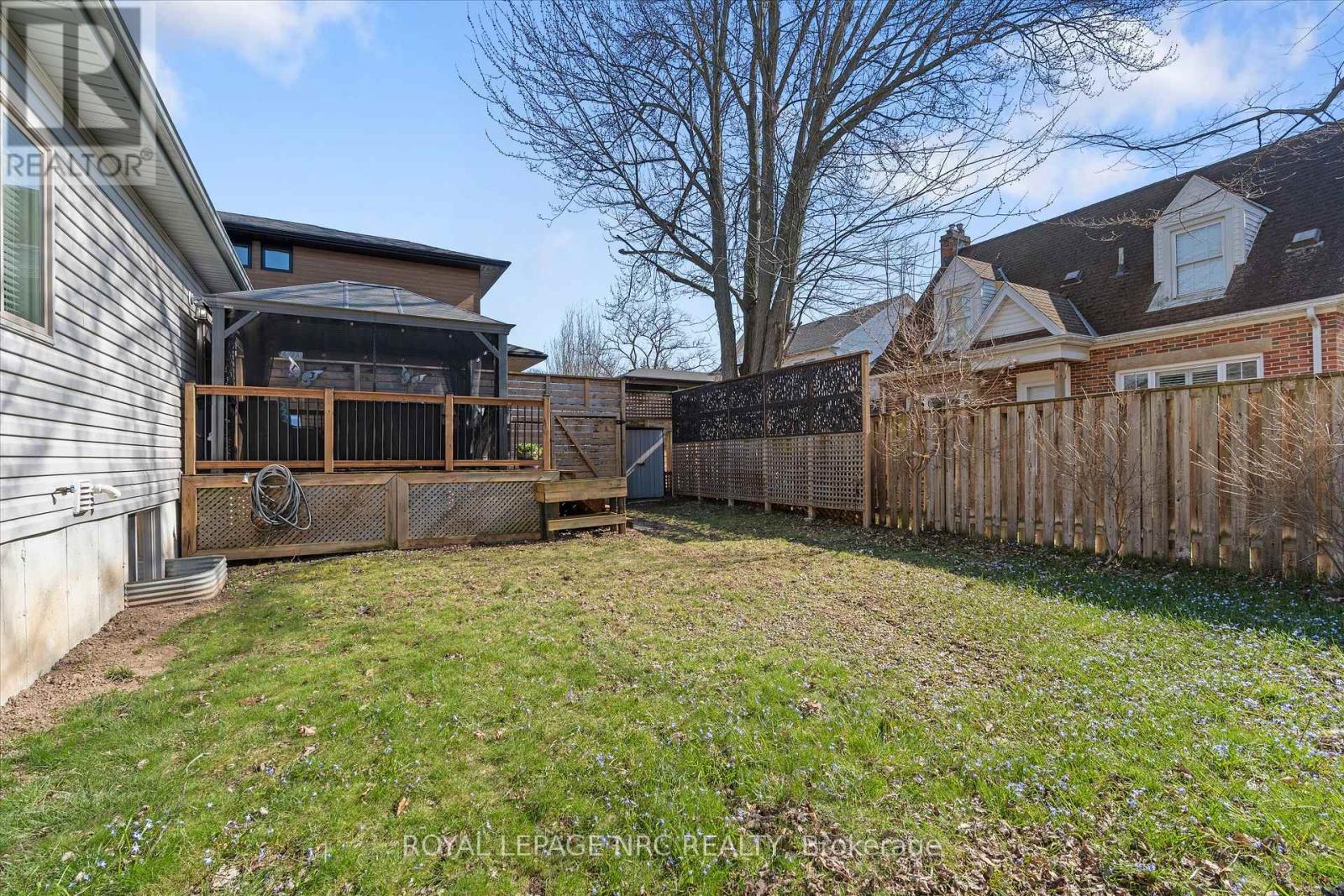 4 Rodman Hall Drive, St. Catharines, Ontario  L2S 1P2 - Photo 38 - X12977392