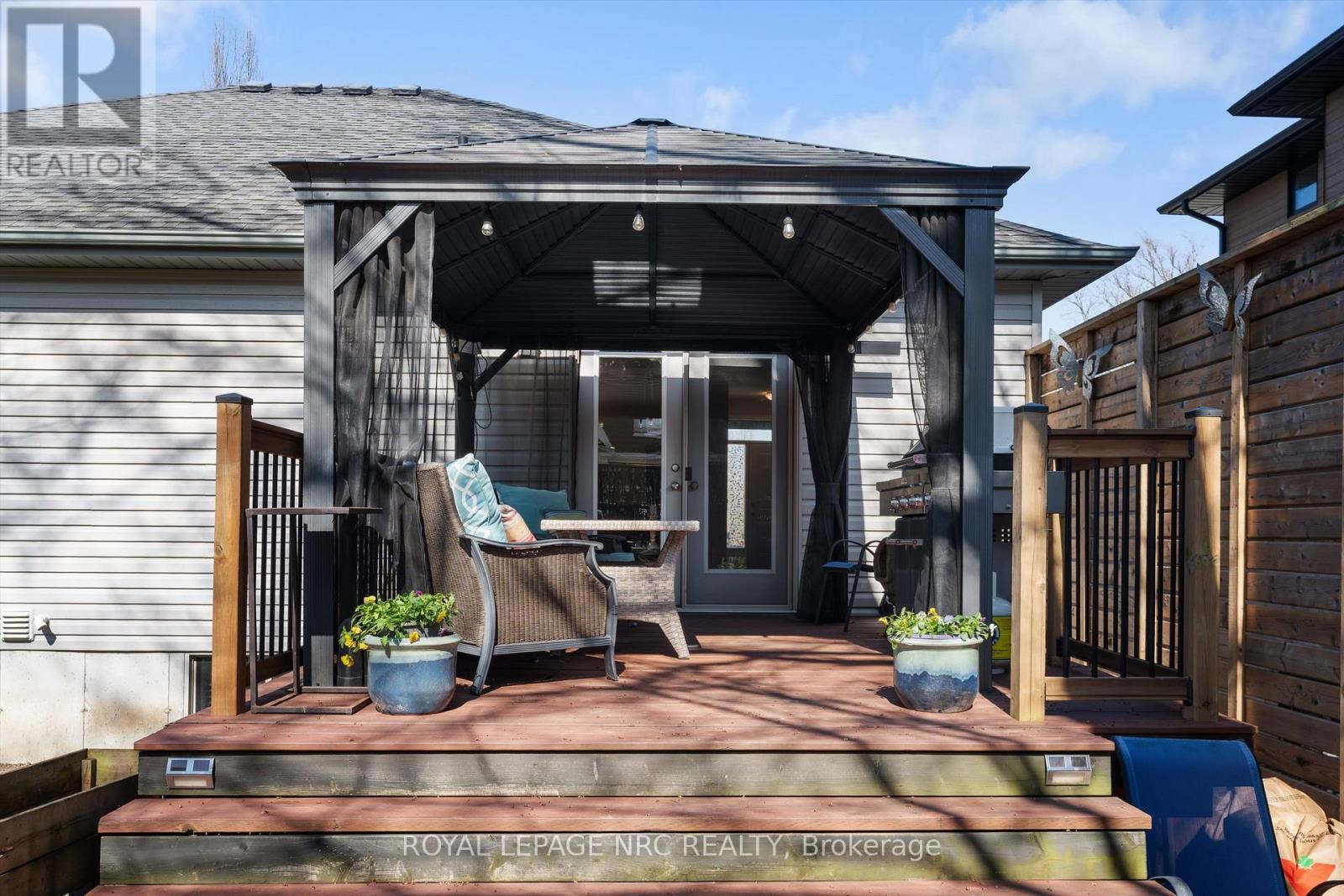 4 Rodman Hall Drive, St. Catharines, Ontario  L2S 1P2 - Photo 41 - X12977392