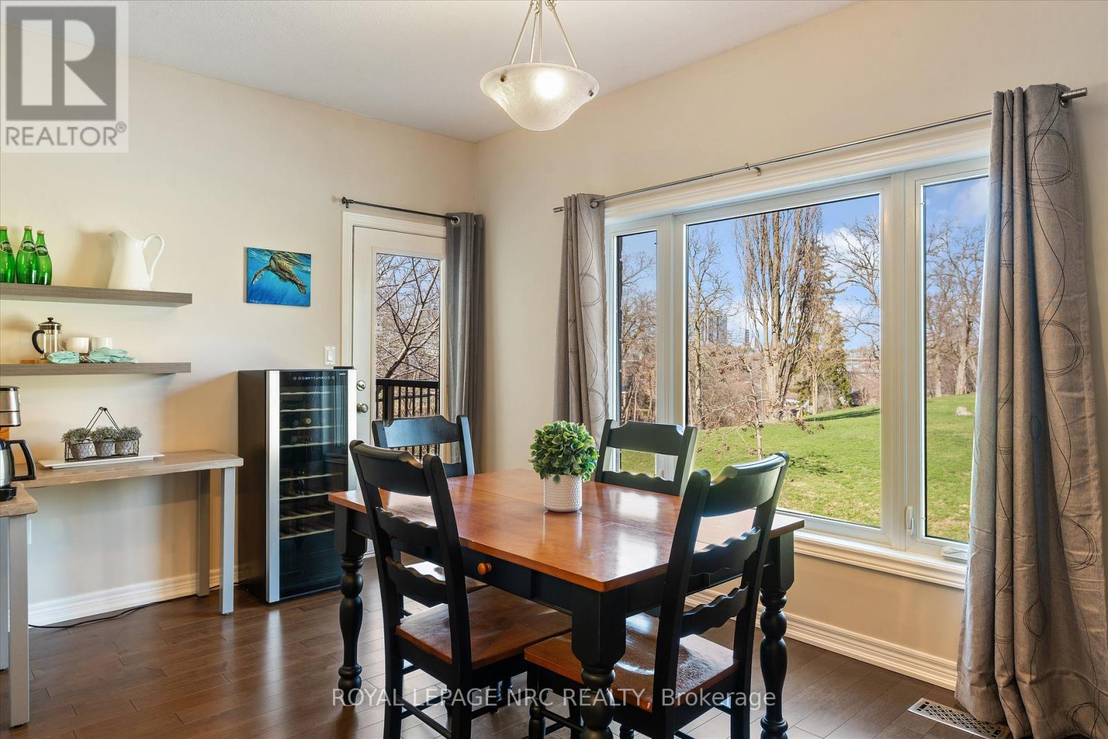 4 Rodman Hall Drive, St. Catharines, Ontario  L2S 1P2 - Photo 8 - X12977392