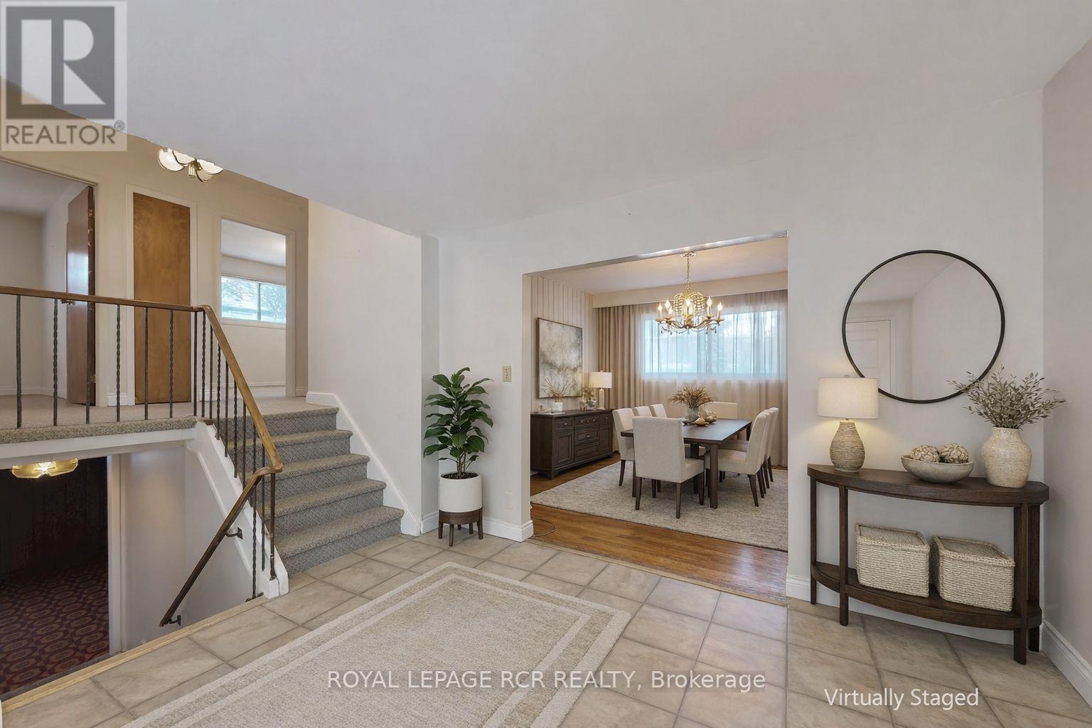 827 Legge Court, Newmarket, Ontario  L3Y 3J1 - Photo 15 - N12976762