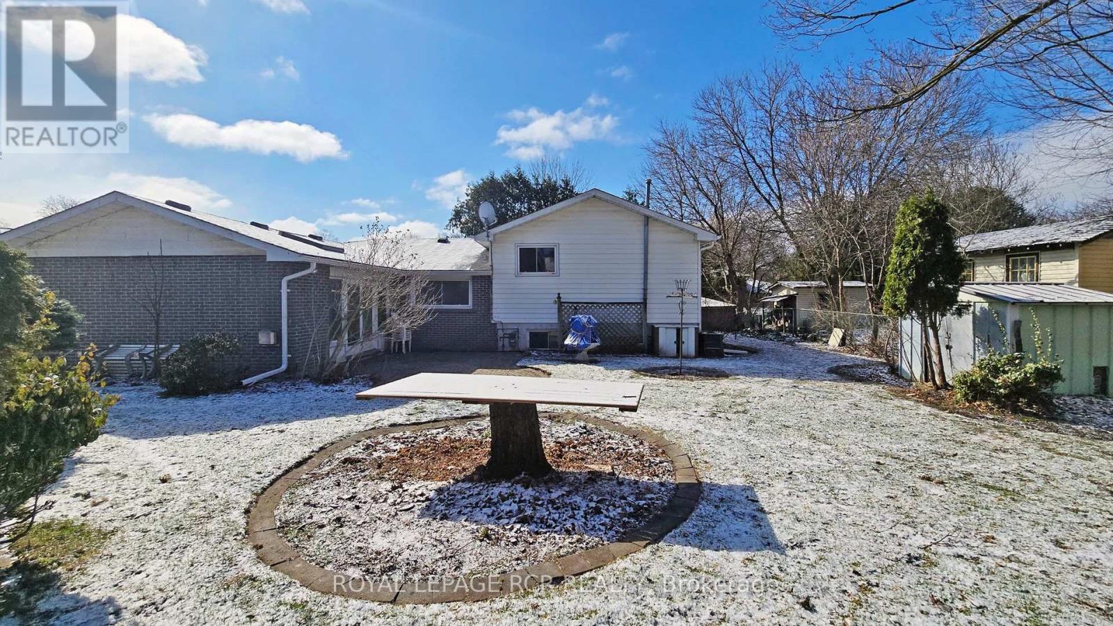 827 Legge Court, Newmarket, Ontario  L3Y 3J1 - Photo 24 - N12976762