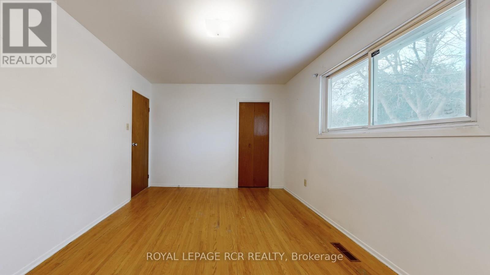 827 Legge Court, Newmarket, Ontario  L3Y 3J1 - Photo 18 - N12976762