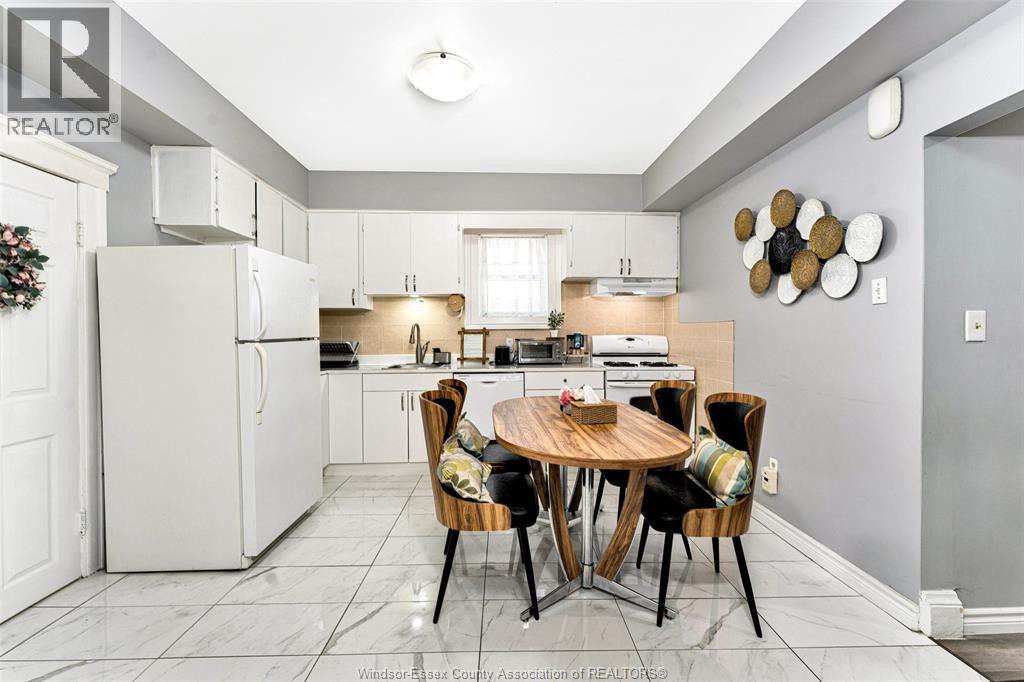 1055 Hall Avenue, Windsor, Ontario  N9A 2M6 - Photo 10 - 26007651