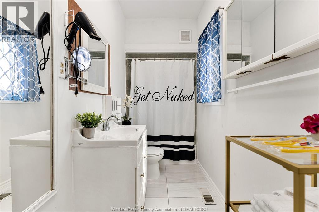 1055 Hall Avenue, Windsor, Ontario  N9A 2M6 - Photo 17 - 26007651