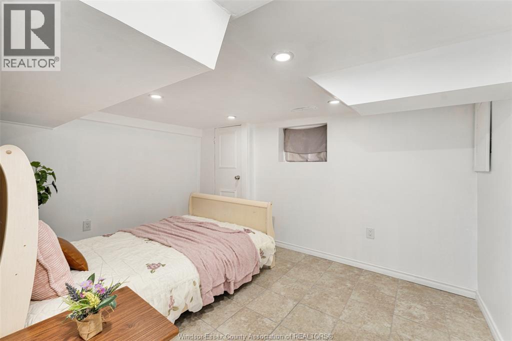 1055 Hall Avenue, Windsor, Ontario  N9A 2M6 - Photo 23 - 26007651