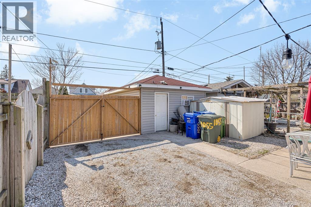 1055 Hall Avenue, Windsor, Ontario  N9A 2M6 - Photo 27 - 26007651