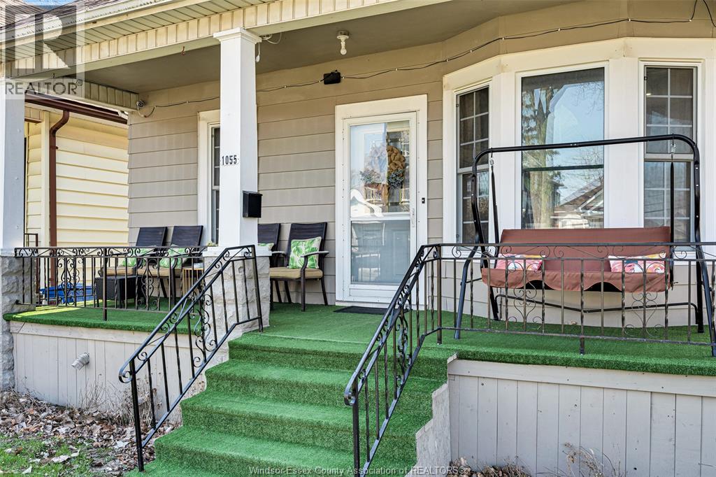 1055 Hall Avenue, Windsor, Ontario  N9A 2M6 - Photo 4 - 26007651