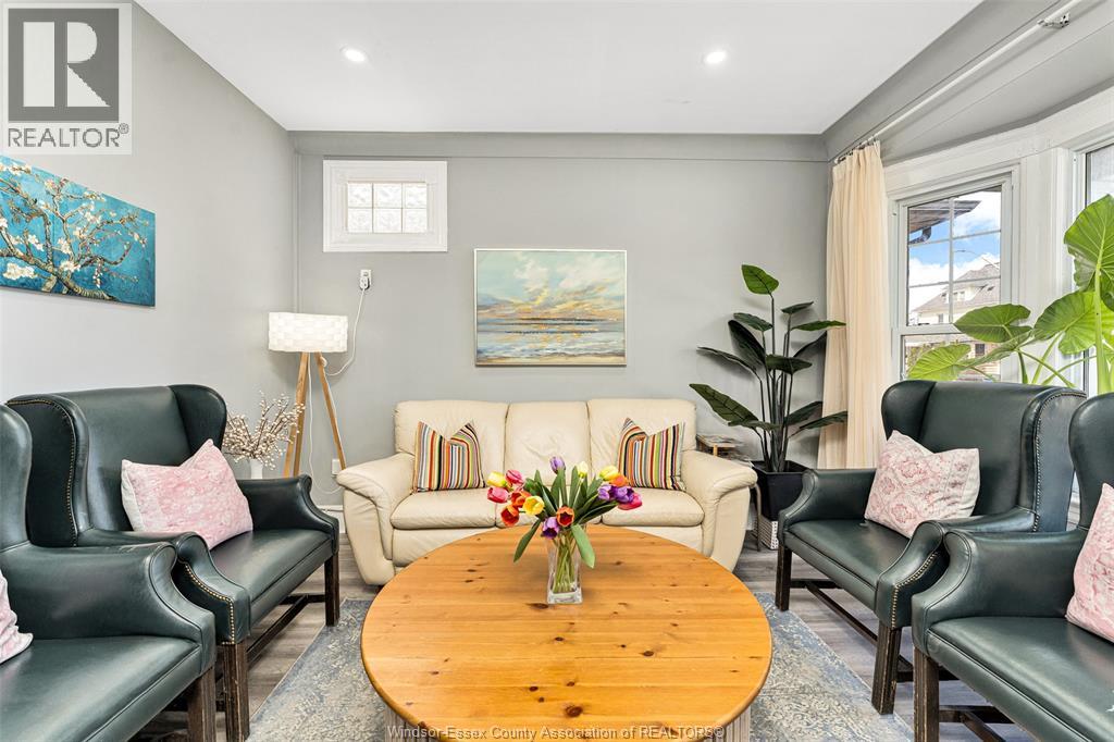 1055 Hall Avenue, Windsor, Ontario  N9A 2M6 - Photo 7 - 26007651