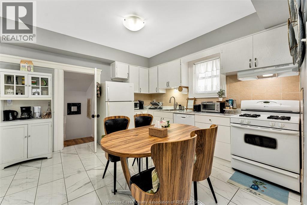1055 Hall Avenue, Windsor, Ontario  N9A 2M6 - Photo 9 - 26007651
