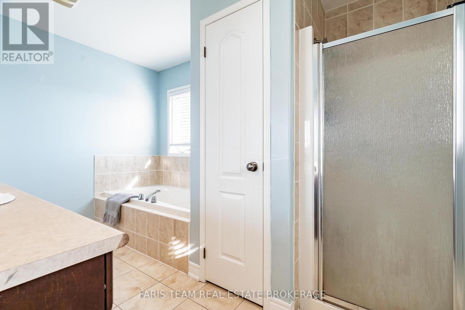 1845 Lamstone Street, Innisfil, Ontario  L9S 4Z8 - Photo 22 - N12821762