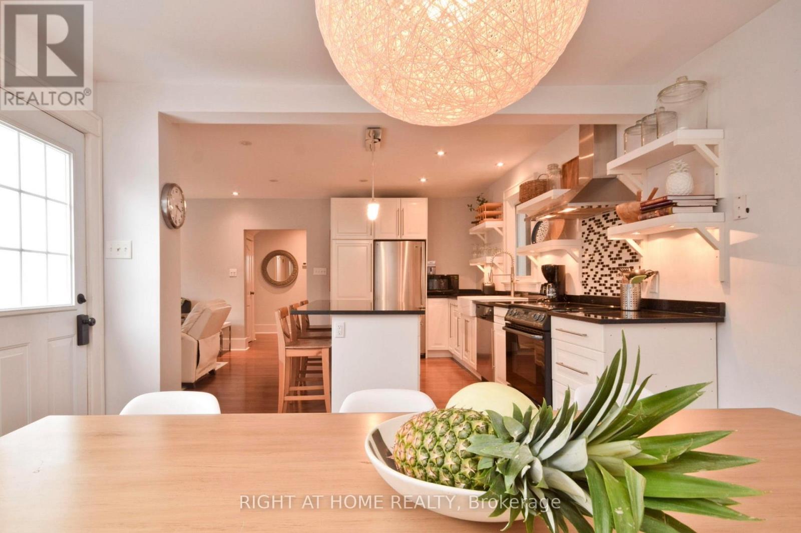 118 Lower Charlotte Street, Ottawa, Ontario  K1N 8K3 - Photo 6 - X12970602