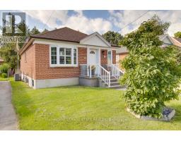 70 WESTLEIGH CRESCENT, Toronto, Ontario