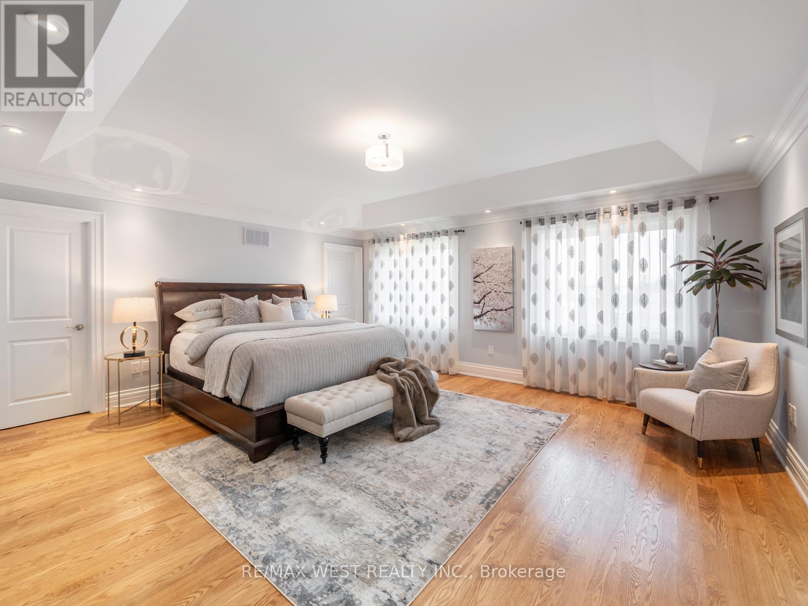 5 Paula Boulevard, Toronto, Ontario  M8W 4B5 - Photo 26 - W12977298