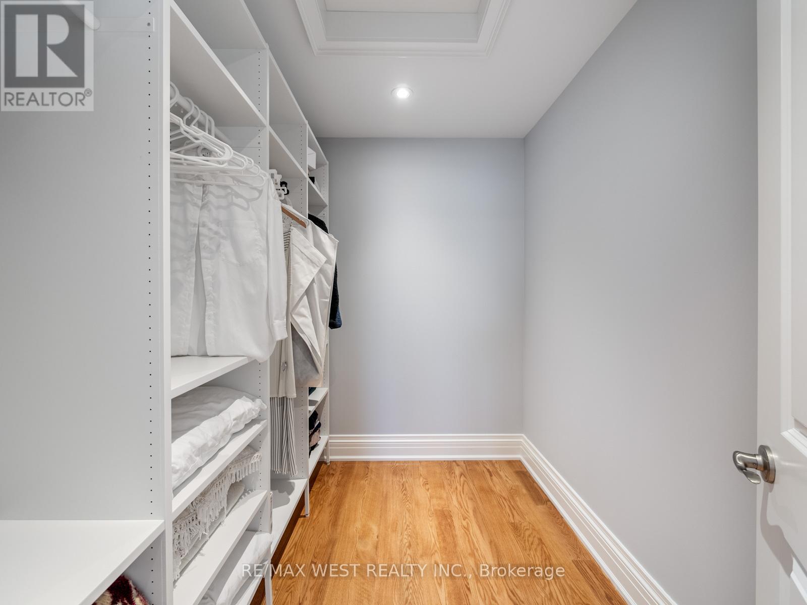 5 Paula Boulevard, Toronto, Ontario  M8W 4B5 - Photo 35 - W12977298