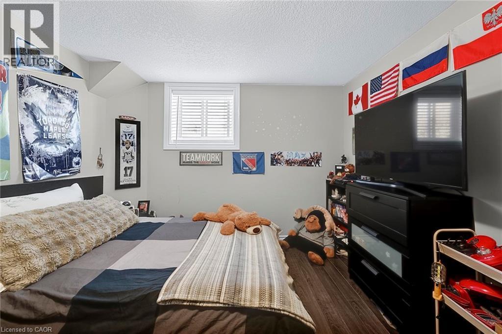 228 Holborn Drive, Kitchener, Ontario  N2A 2E8 - Photo 27 - 40818307