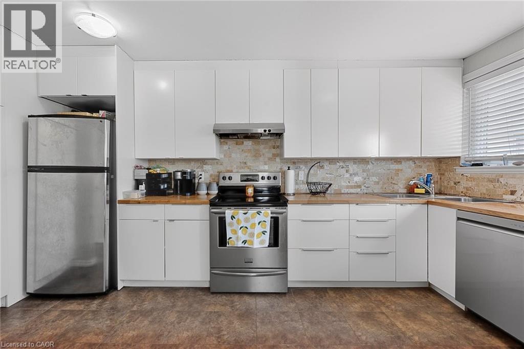 228 Holborn Drive, Kitchener, Ontario  N2A 2E8 - Photo 5 - 40818307