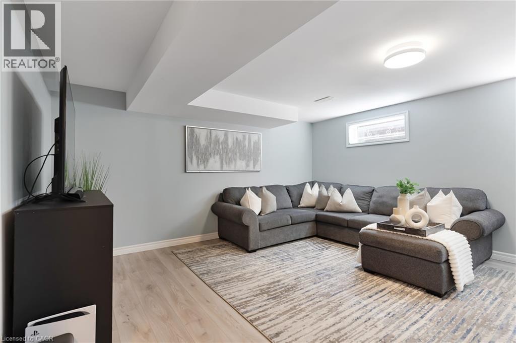 86 Mcgarry Drive, Kitchener, Ontario  N2N 1A4 - Photo 33 - 40817228