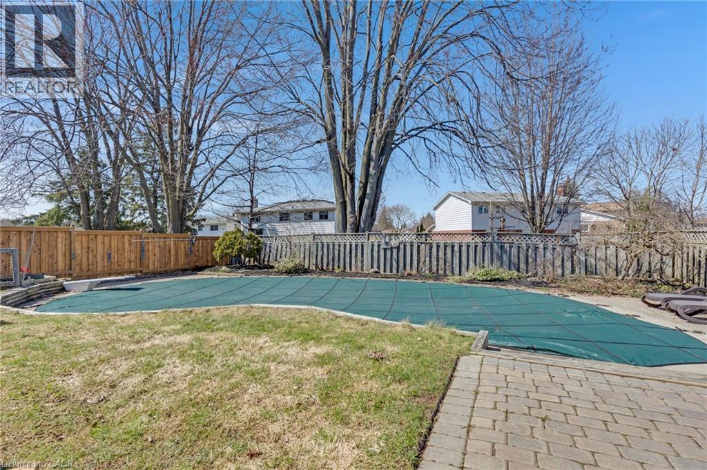 86 Mcgarry Drive, Kitchener, Ontario  N2N 1A4 - Photo 42 - 40817228