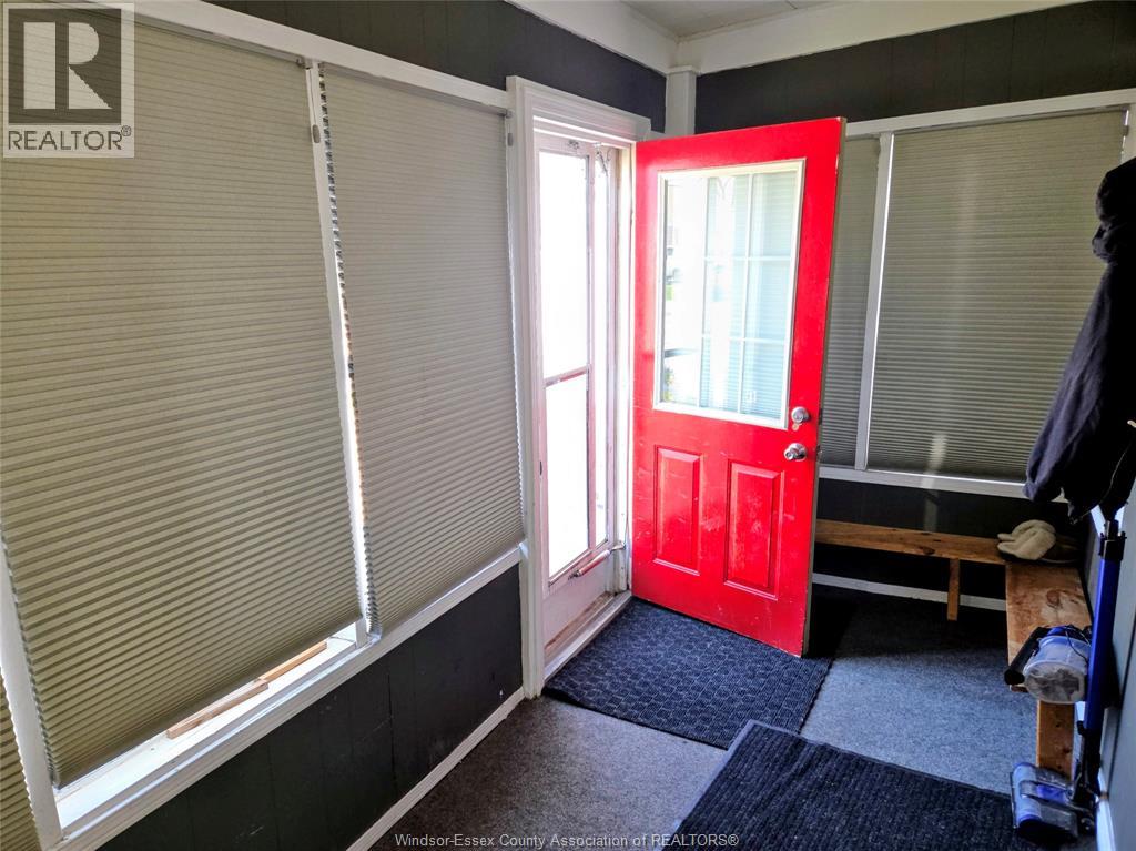 663 Hildegarde Street, Windsor, Ontario  N8X 2Z7 - Photo 2 - 26007636