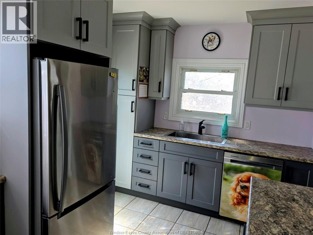 663 Hildegarde Street, Windsor, Ontario  N8X 2Z7 - Photo 8 - 26007636