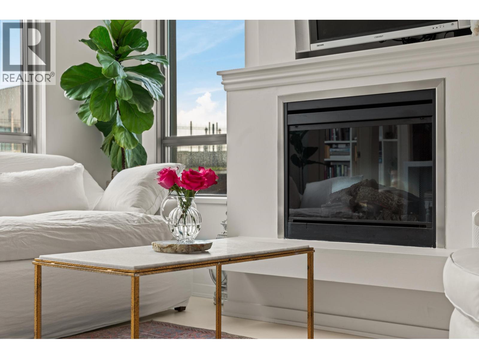 Listing Picture 7 of 26 : 601 1005 BEACH AVENUE, Vancouver / 溫哥華 - 魯藝地產 Yvonne Lu Group - MLS Medallion Club Member