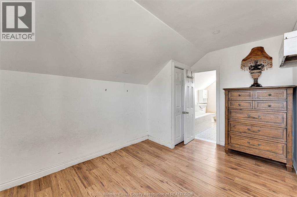 947 Chatham Street East, Windsor, Ontario  N9A 2Y1 - Photo 25 - 26007656