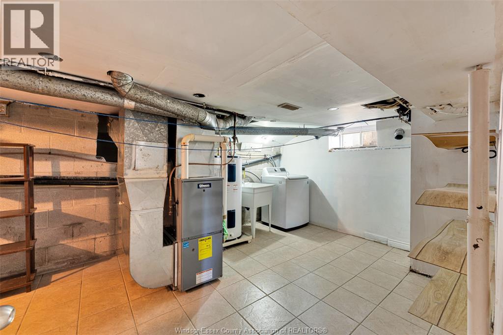 947 Chatham Street East, Windsor, Ontario  N9A 2Y1 - Photo 28 - 26007656