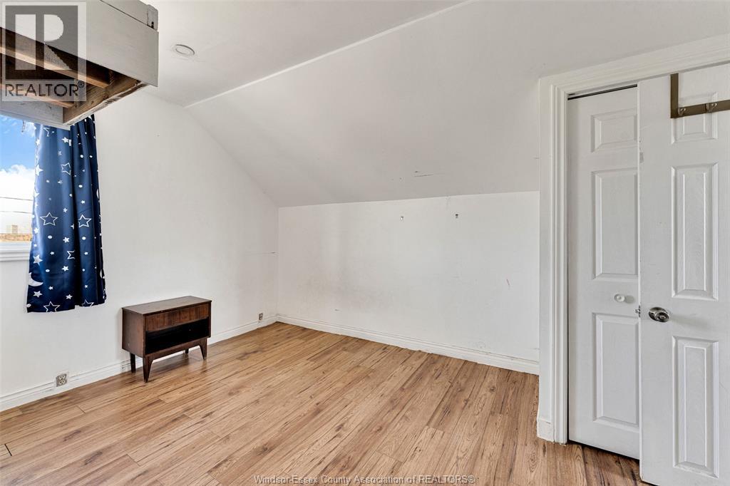 947 Chatham Street East, Windsor, Ontario  N9A 2Y1 - Photo 24 - 26007656