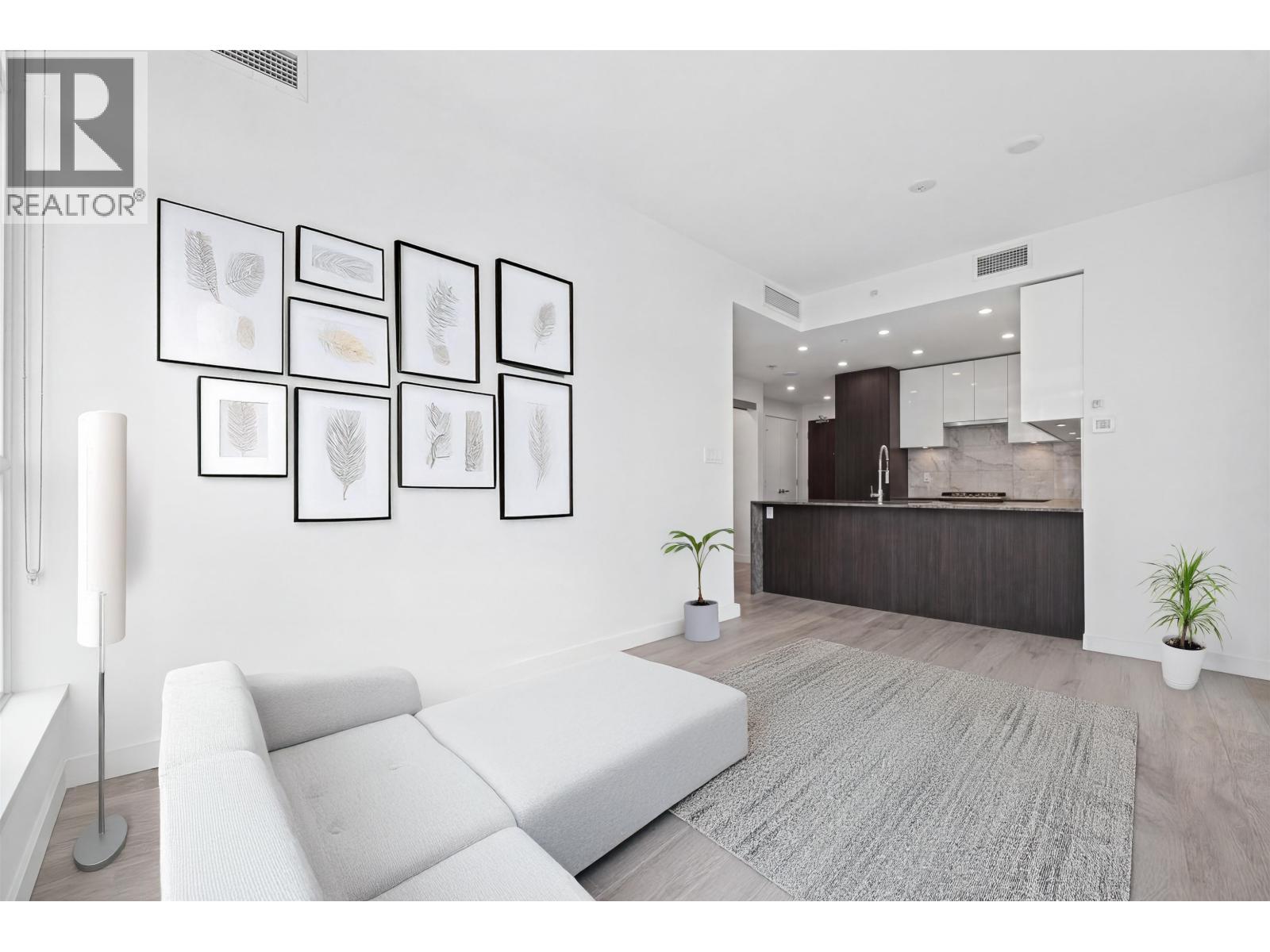 907 5333 GORING STREET, Burnaby, British Columbia