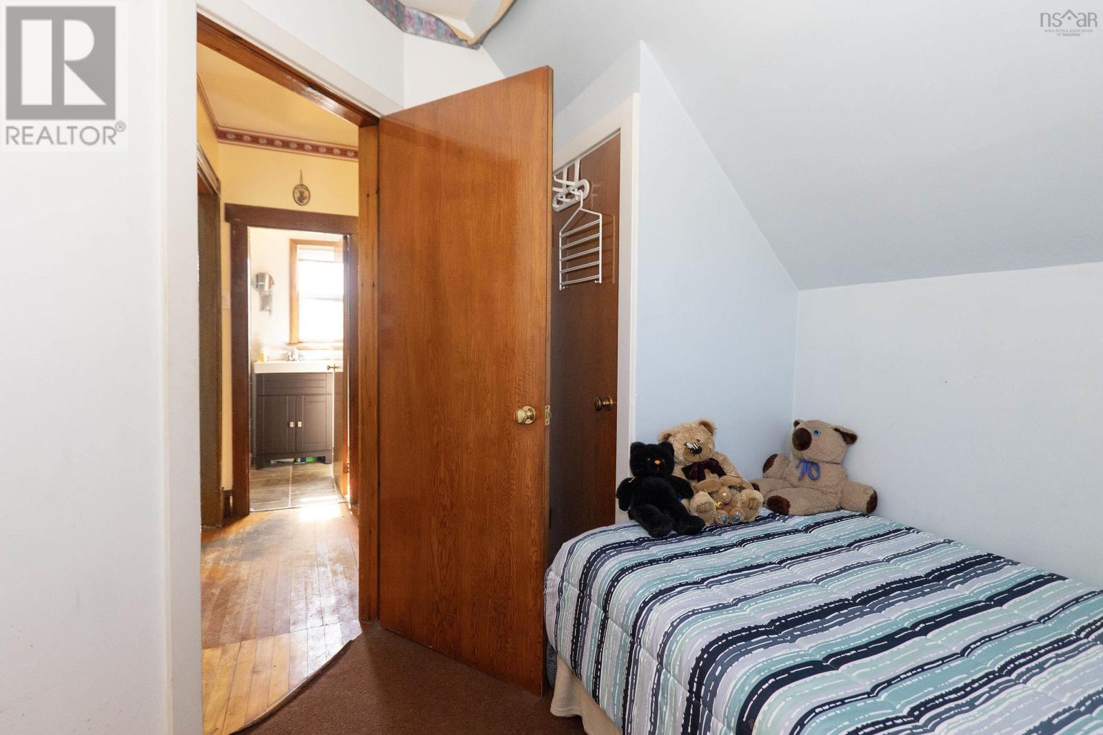 5 Minto Street, Amherst, Nova Scotia  B4H 1H1 - Photo 28 - 202606820