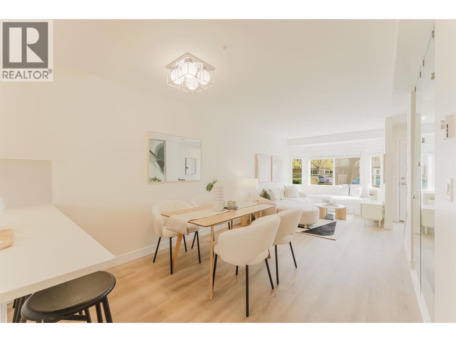 331 Garden Drive, Vancouver, British Columbia V5L 4Z1 - Photo 9 - R3109051