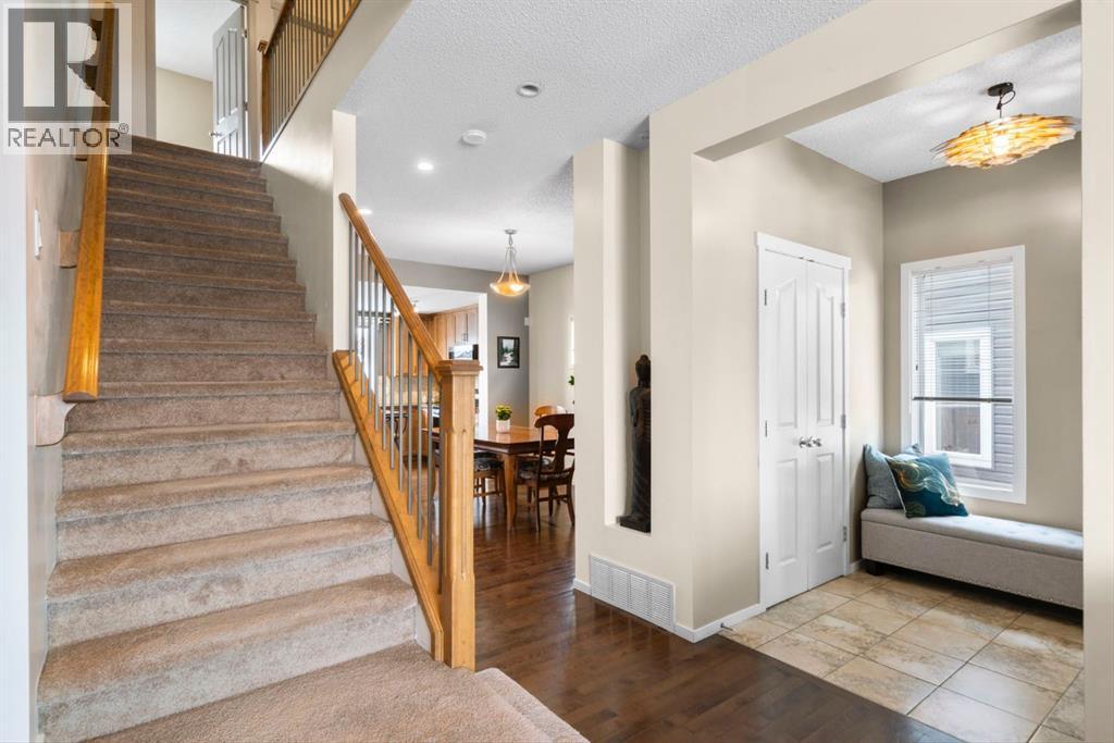 46 River Heights Boulevard, Cochrane, Alberta  T4C 0J6 - Photo 8 - A2297545