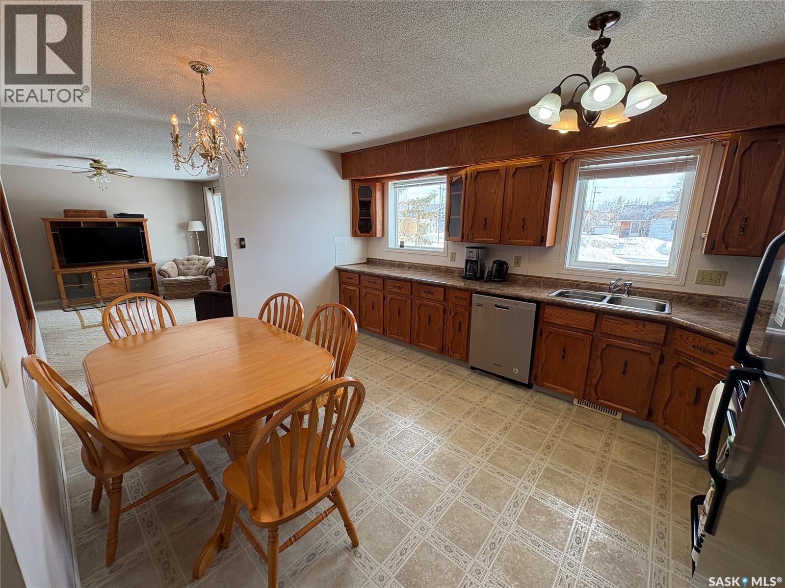 307 Carl Avenue E, Langenburg, Saskatchewan  S0A 2A0 - Photo 6 - SK032473