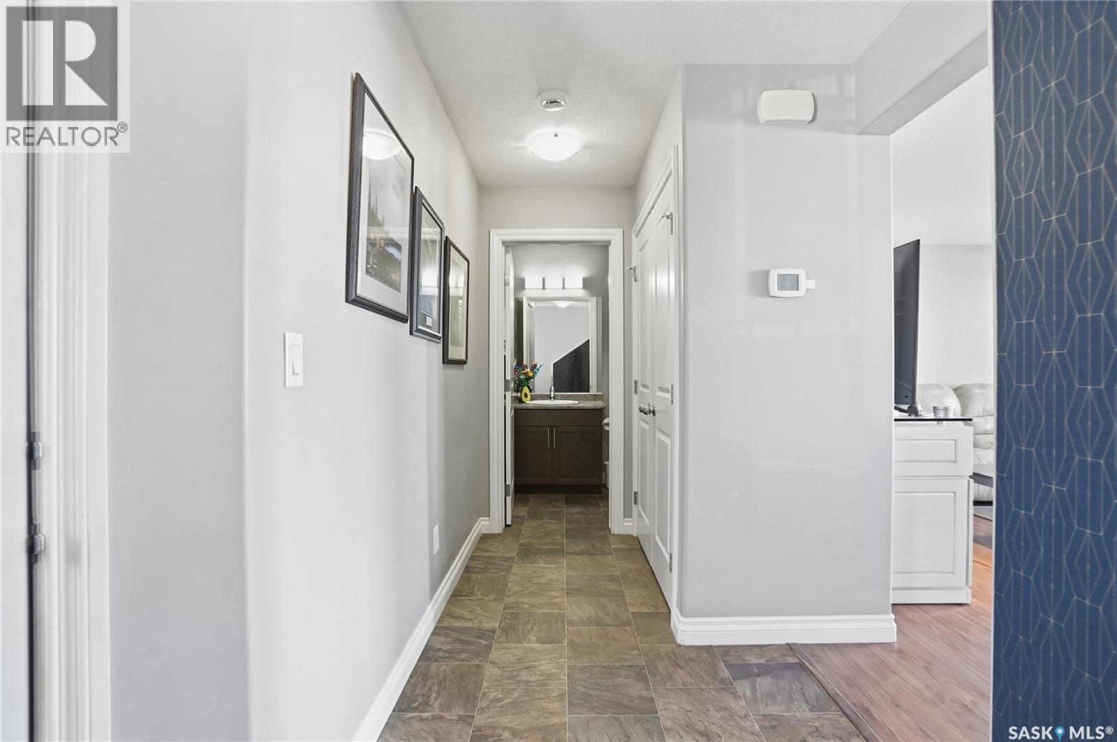 515 Maple Crescent, Warman, Saskatchewan  S0K 4S2 - Photo 4 - SK032468