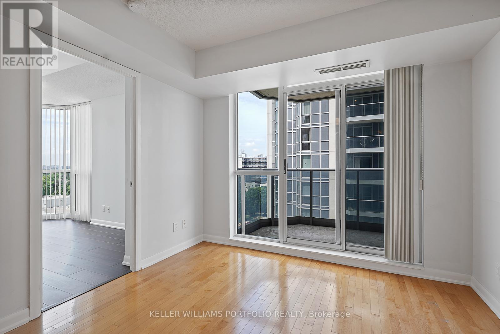 1005 - 5791 Yonge Street, Toronto, Ontario  M2M 0A8 - Photo 14 - C12977384