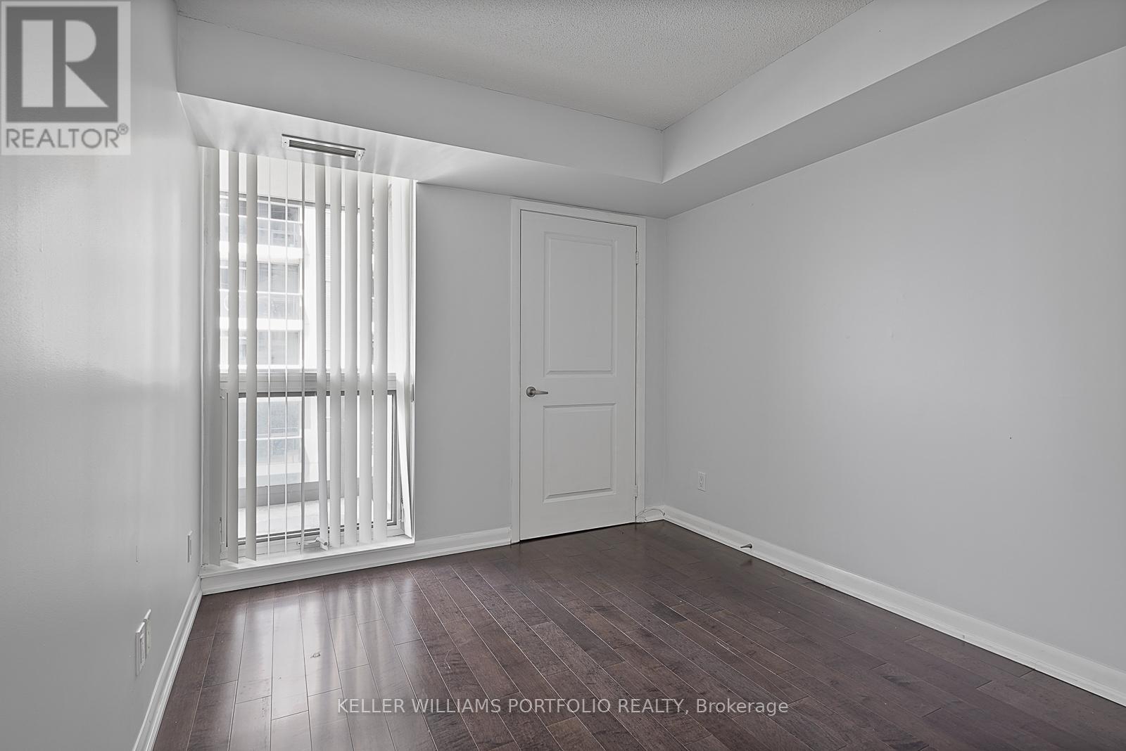 1005 - 5791 Yonge Street, Toronto, Ontario  M2M 0A8 - Photo 15 - C12977384