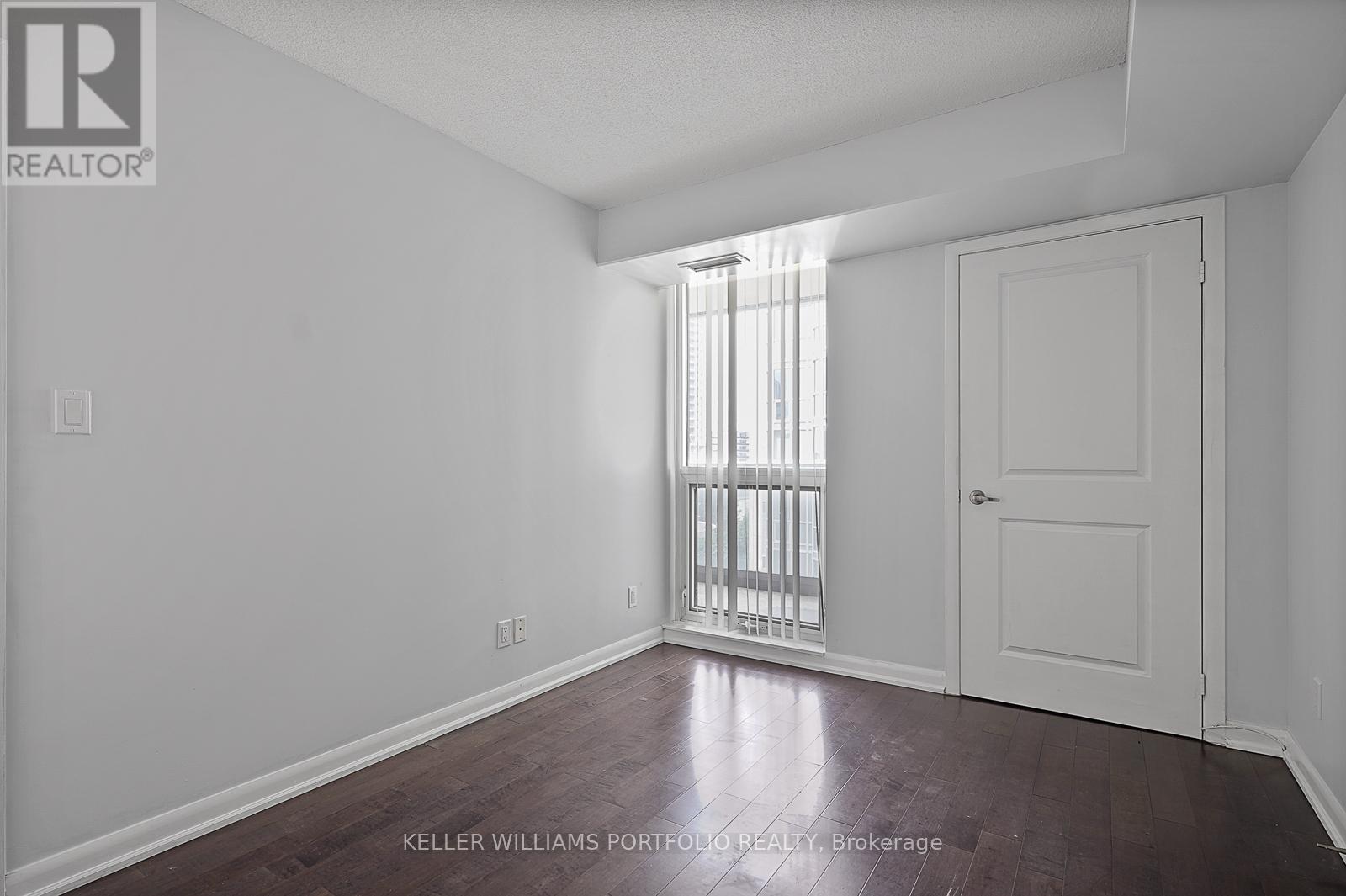 1005 - 5791 Yonge Street, Toronto, Ontario  M2M 0A8 - Photo 16 - C12977384