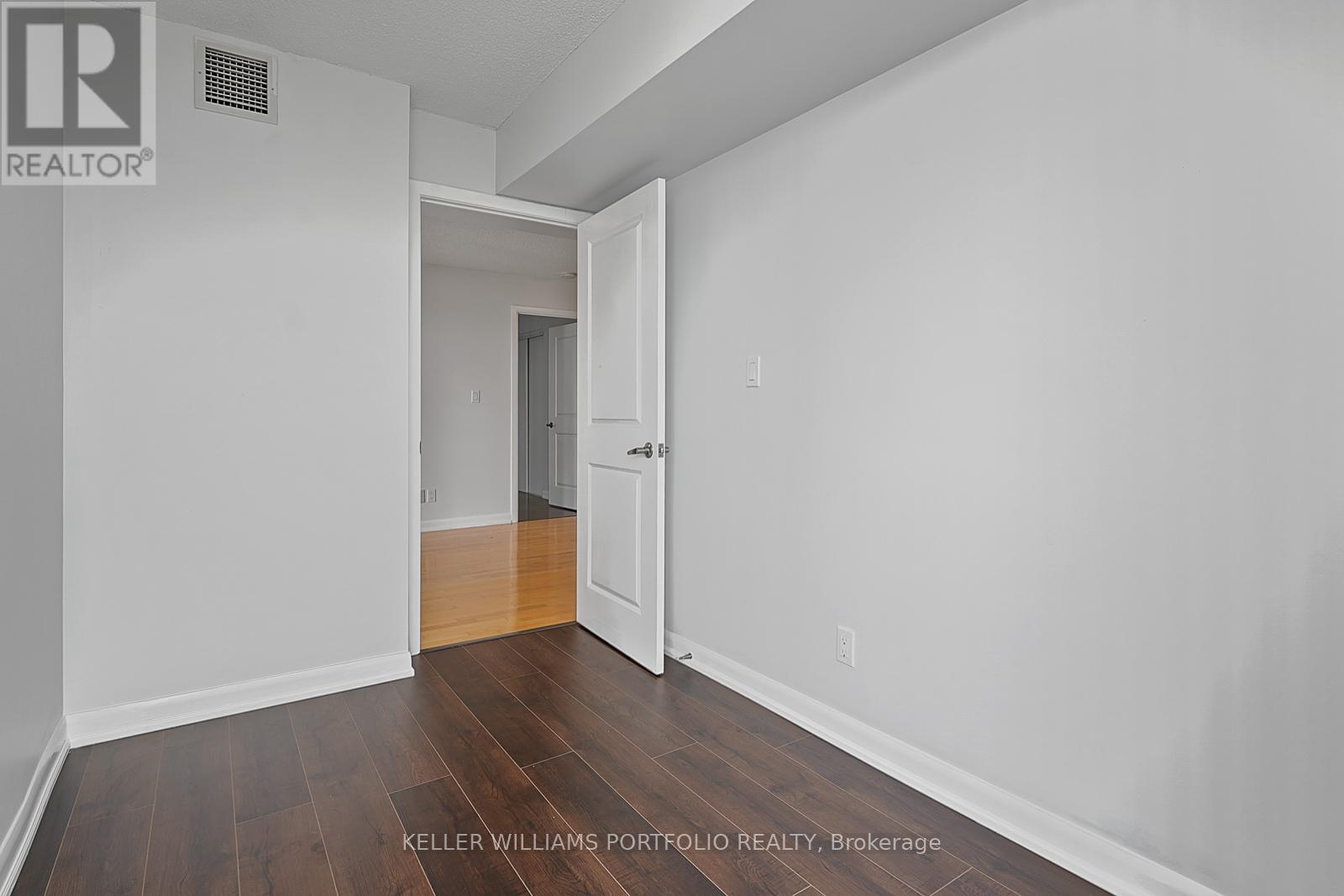 1005 - 5791 Yonge Street, Toronto, Ontario  M2M 0A8 - Photo 22 - C12977384