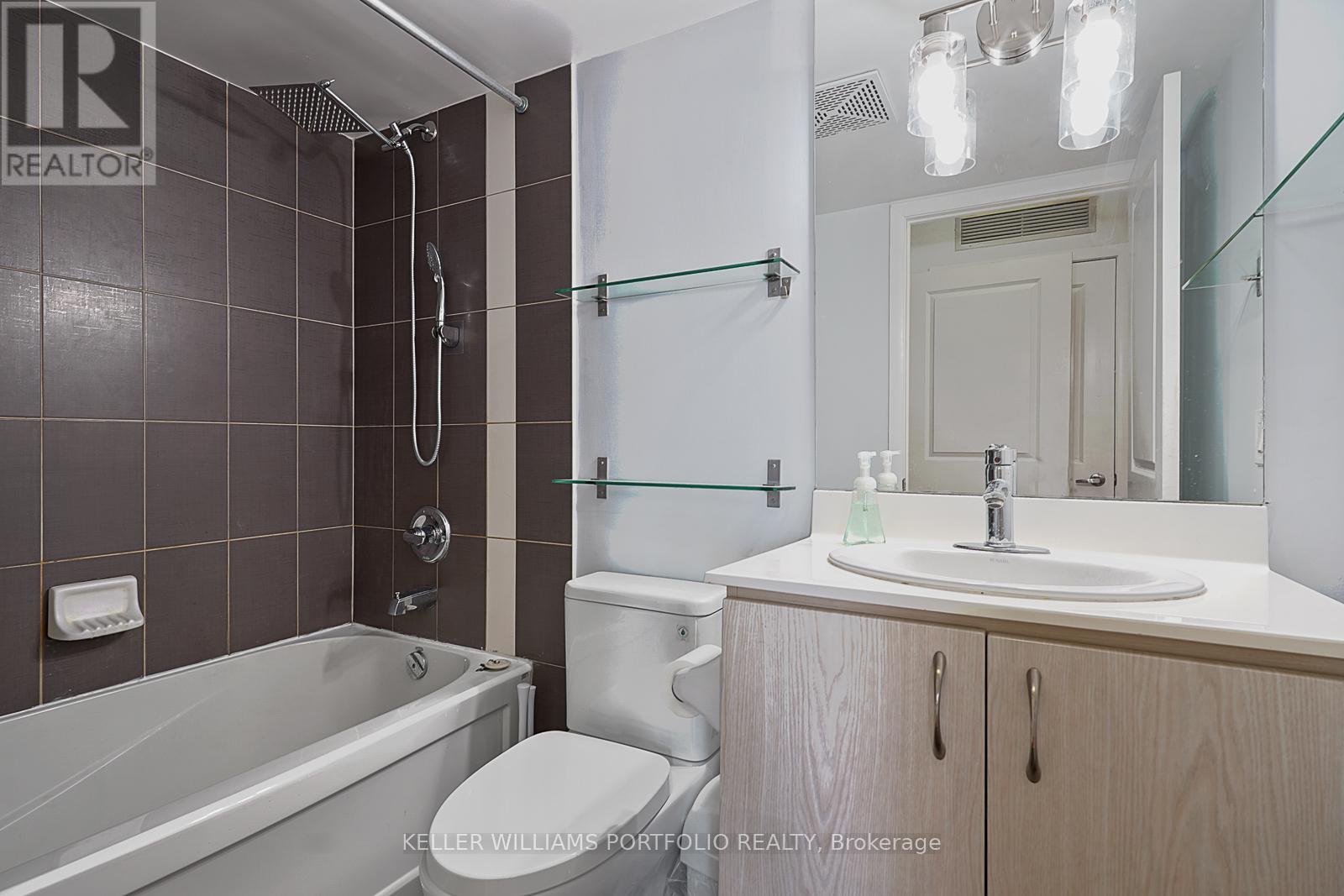 1005 - 5791 Yonge Street, Toronto, Ontario  M2M 0A8 - Photo 23 - C12977384