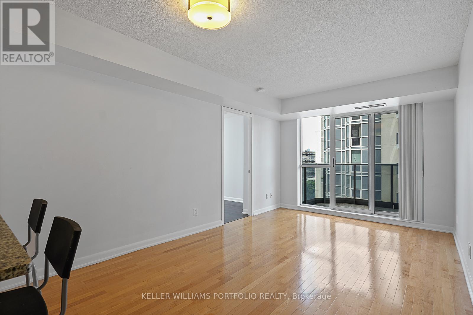 1005 - 5791 Yonge Street, Toronto, Ontario  M2M 0A8 - Photo 9 - C12977384