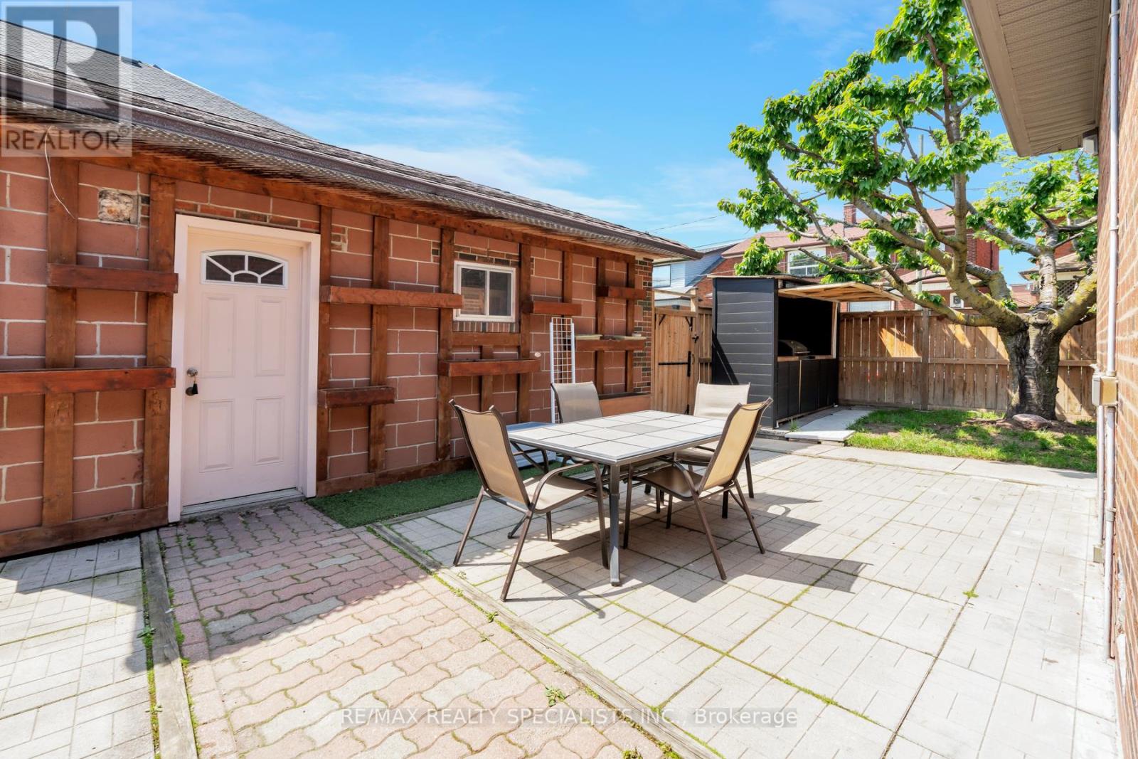Lower - 290 Westmount Avenue, Toronto, Ontario M6E 3N1 - Photo 20 - C12977410