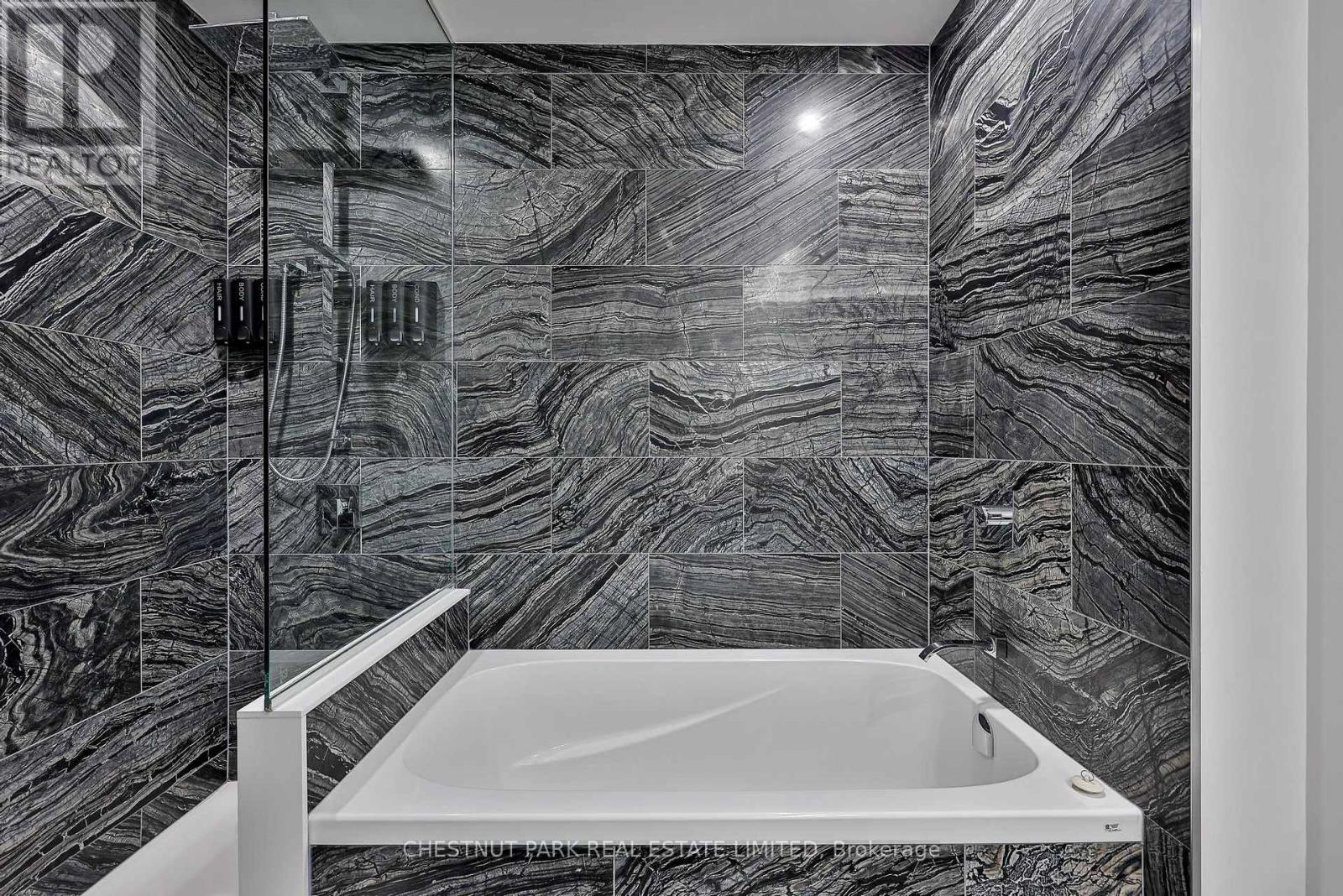 7203 - 1 Bloor Street, Toronto, Ontario  M4W 1A9 - Photo 10 - C12977452