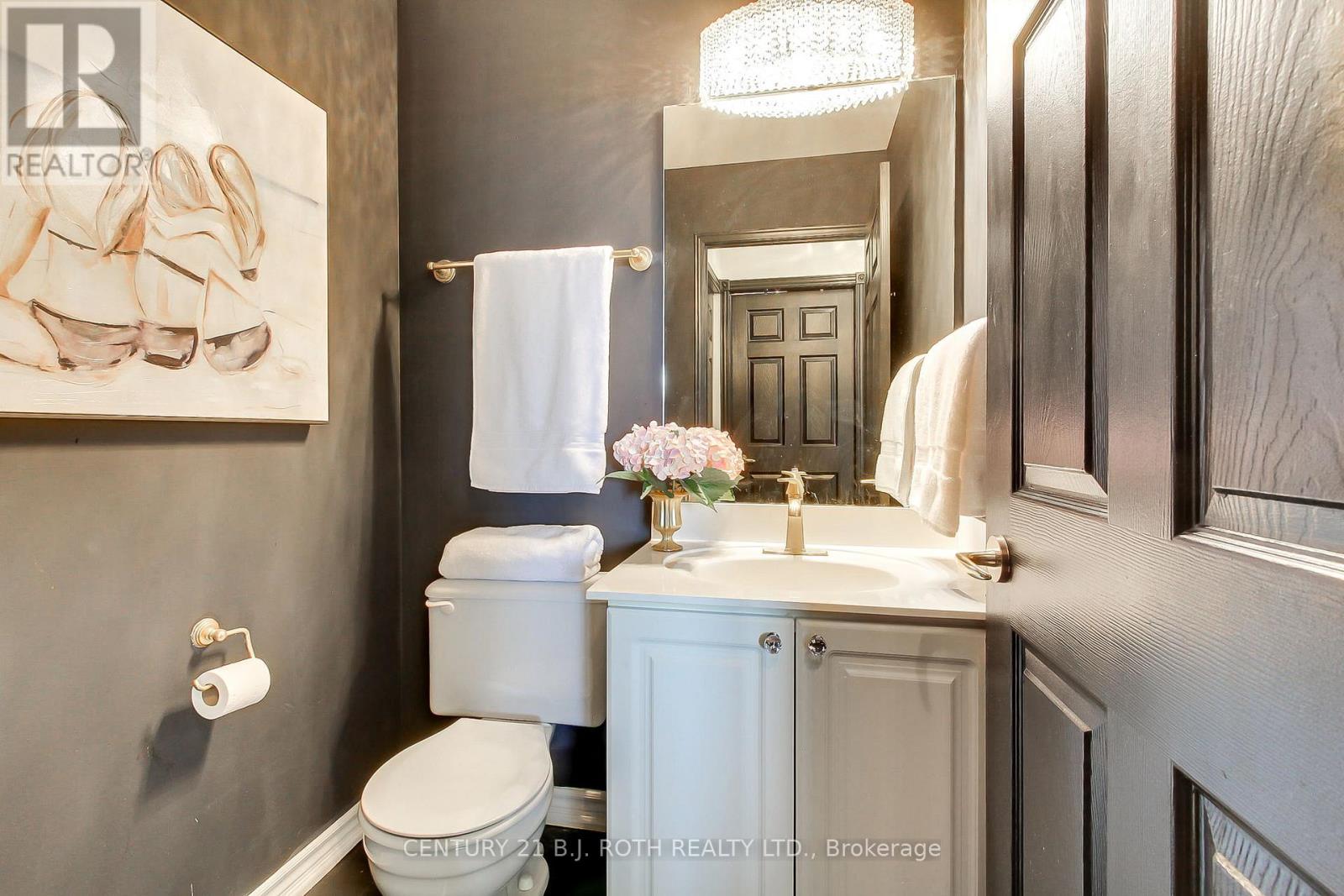 Lp915 - 18 Concorde Place, Toronto, Ontario  M3C 3T9 - Photo 16 - C12977500