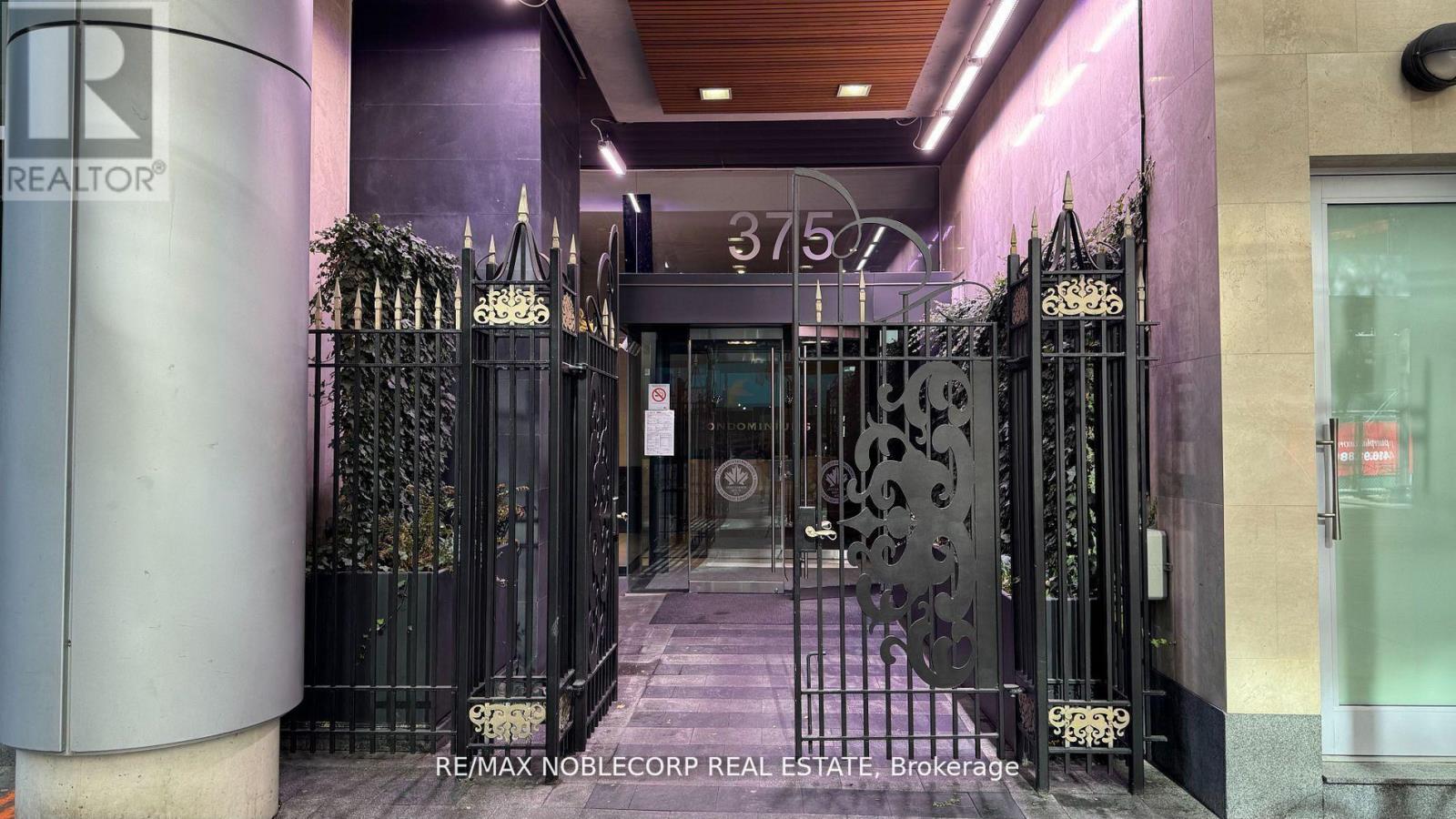 810 - 375 King Street W, Toronto, Ontario  M5V 1K1 - Photo 13 - C12977510