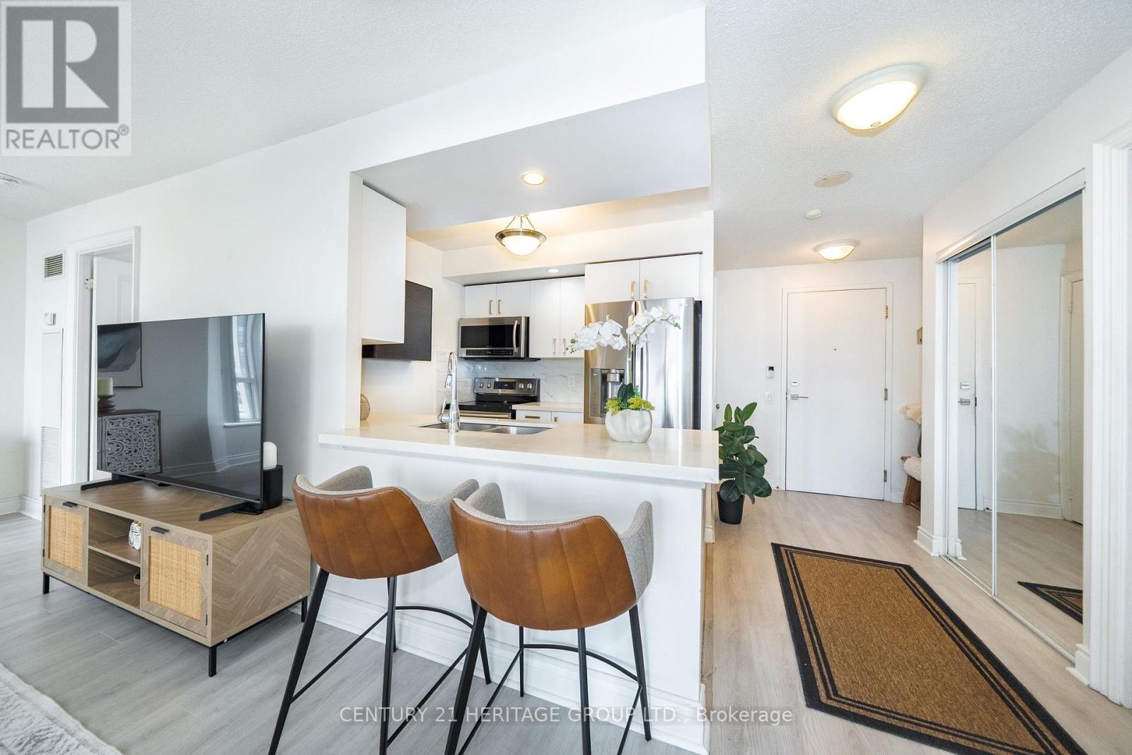 1111 - 10 Northtown Way, Toronto, Ontario  M3H 5S9 - Photo 13 - C12977536